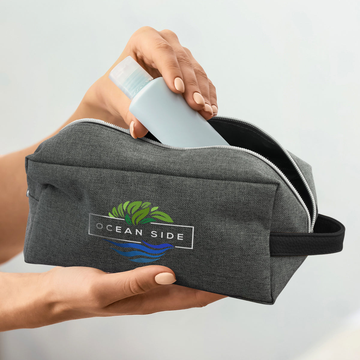Nirvana Toiletry Bag - Feature