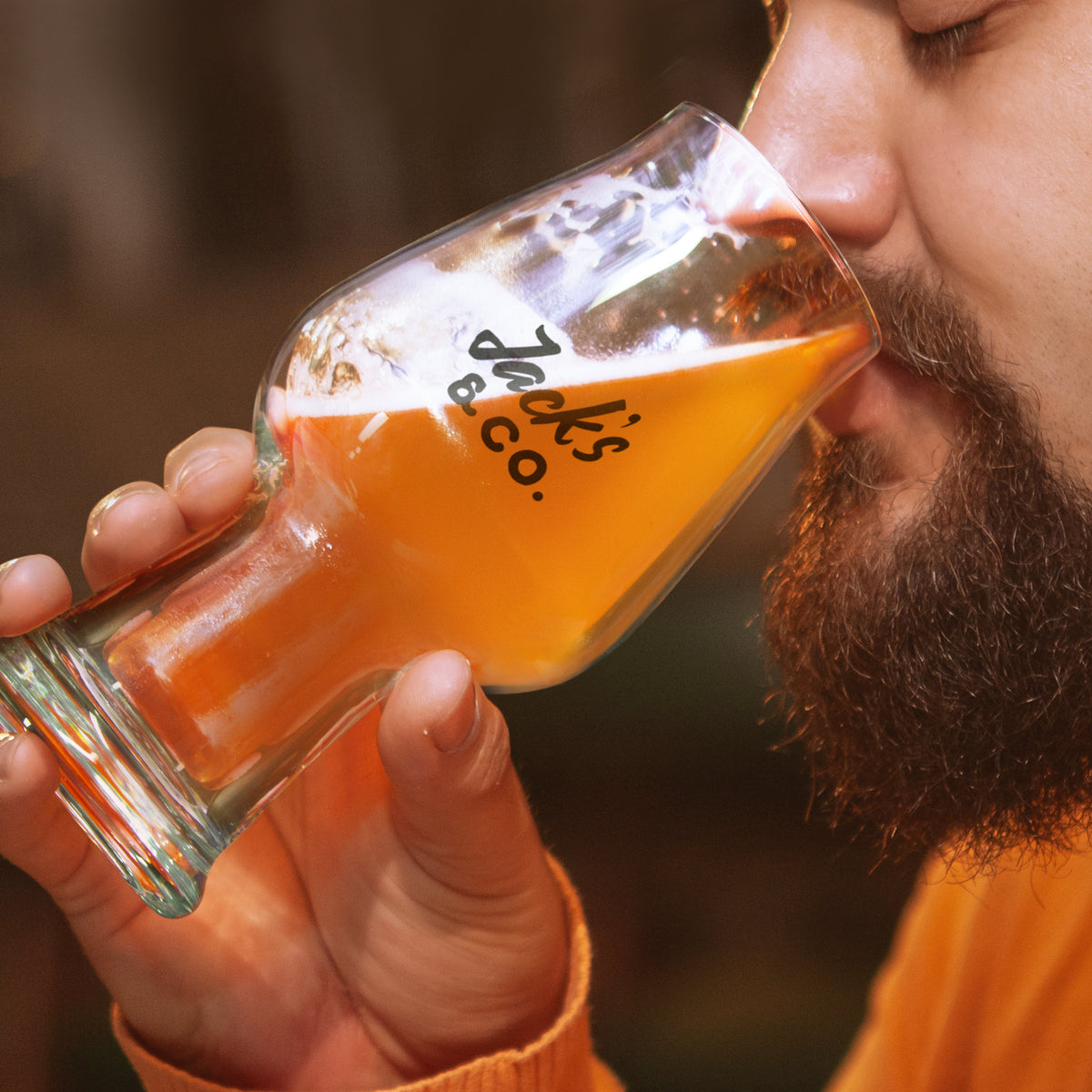 Luigi Bormioli Birratique Beer Glass - Feature