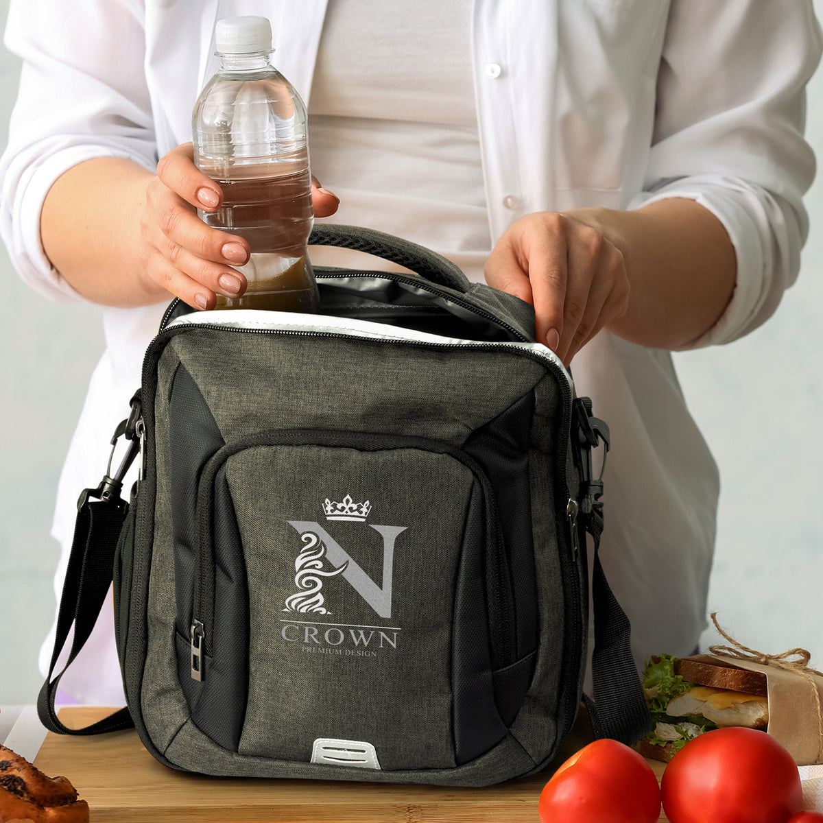 Selwyn Cooler Bag - Feature