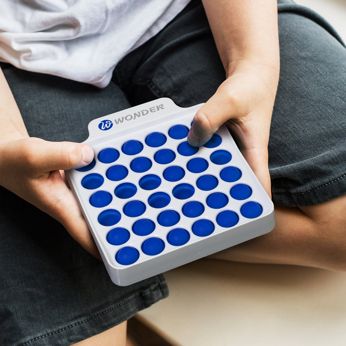 Fidget Popper Board - Square - Feature