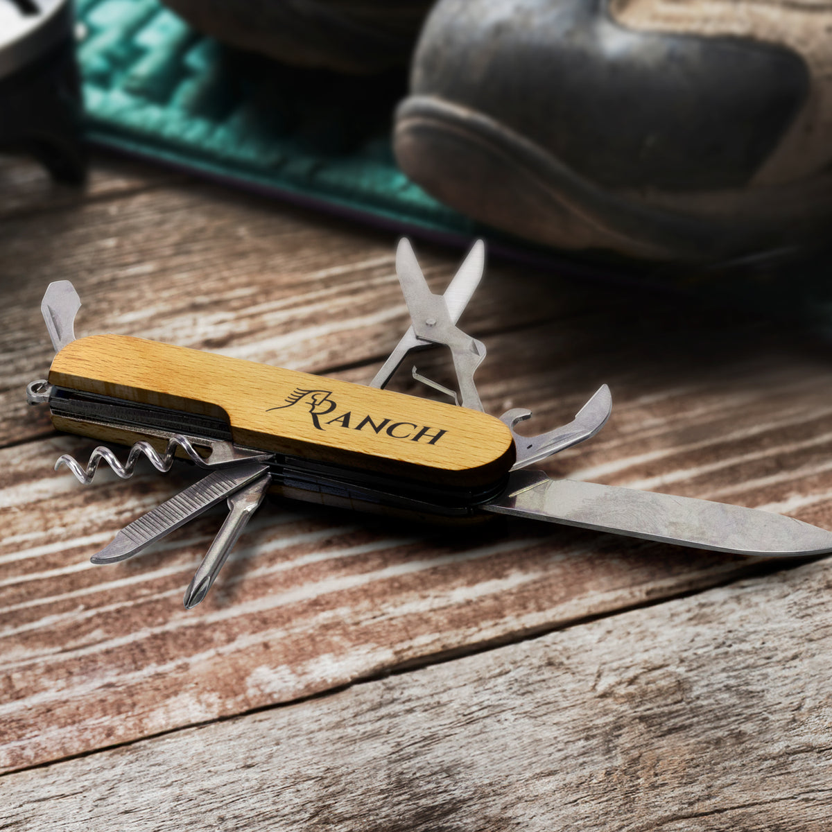 Wooden Pocket Knife - Feature