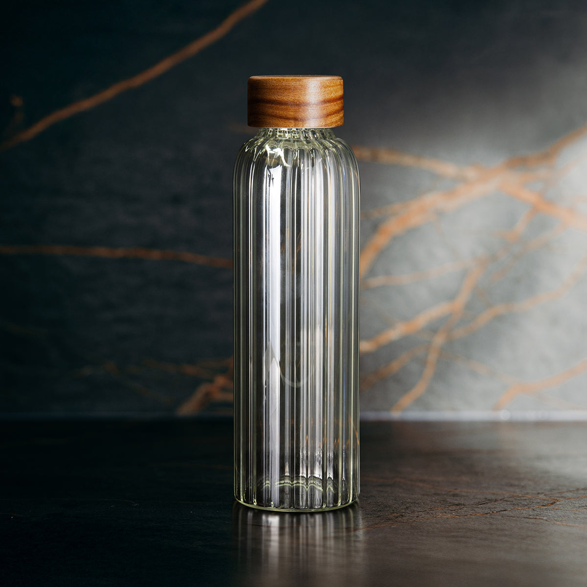 Keepsake Linear Glass Drink Bottle - Feature