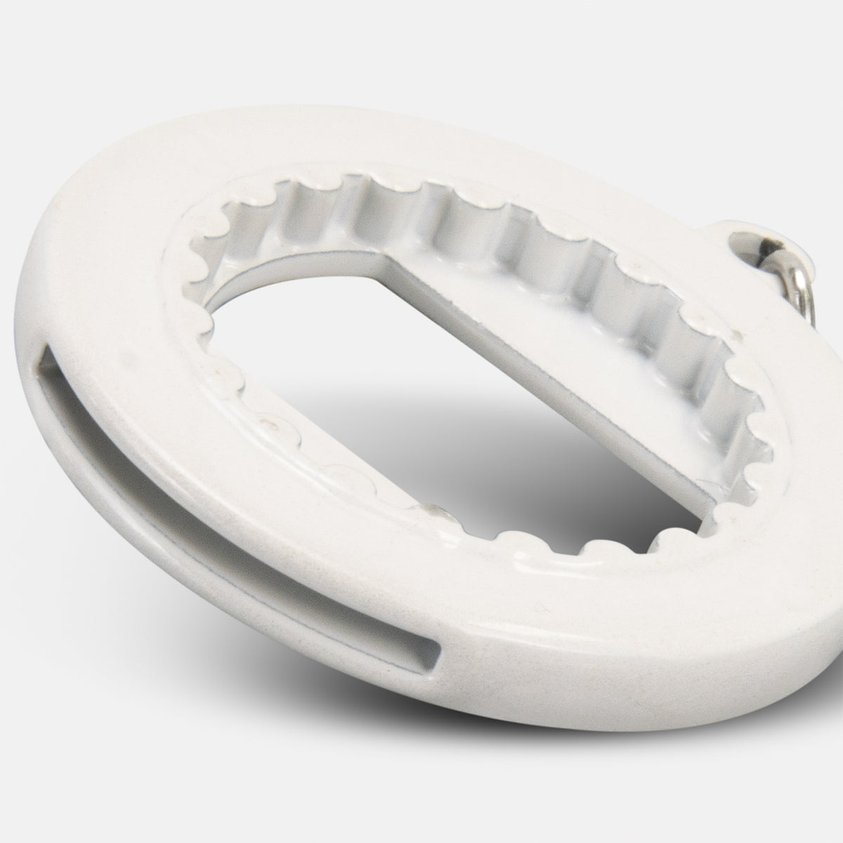 Presto 3-in-1 Bottle Opener Key Ring - Detail