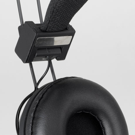 Opus Bluetooth Headphones - Detail
