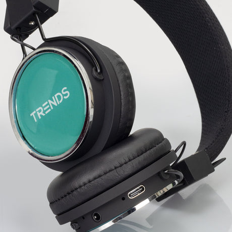 Opus Bluetooth Headphones - Detail