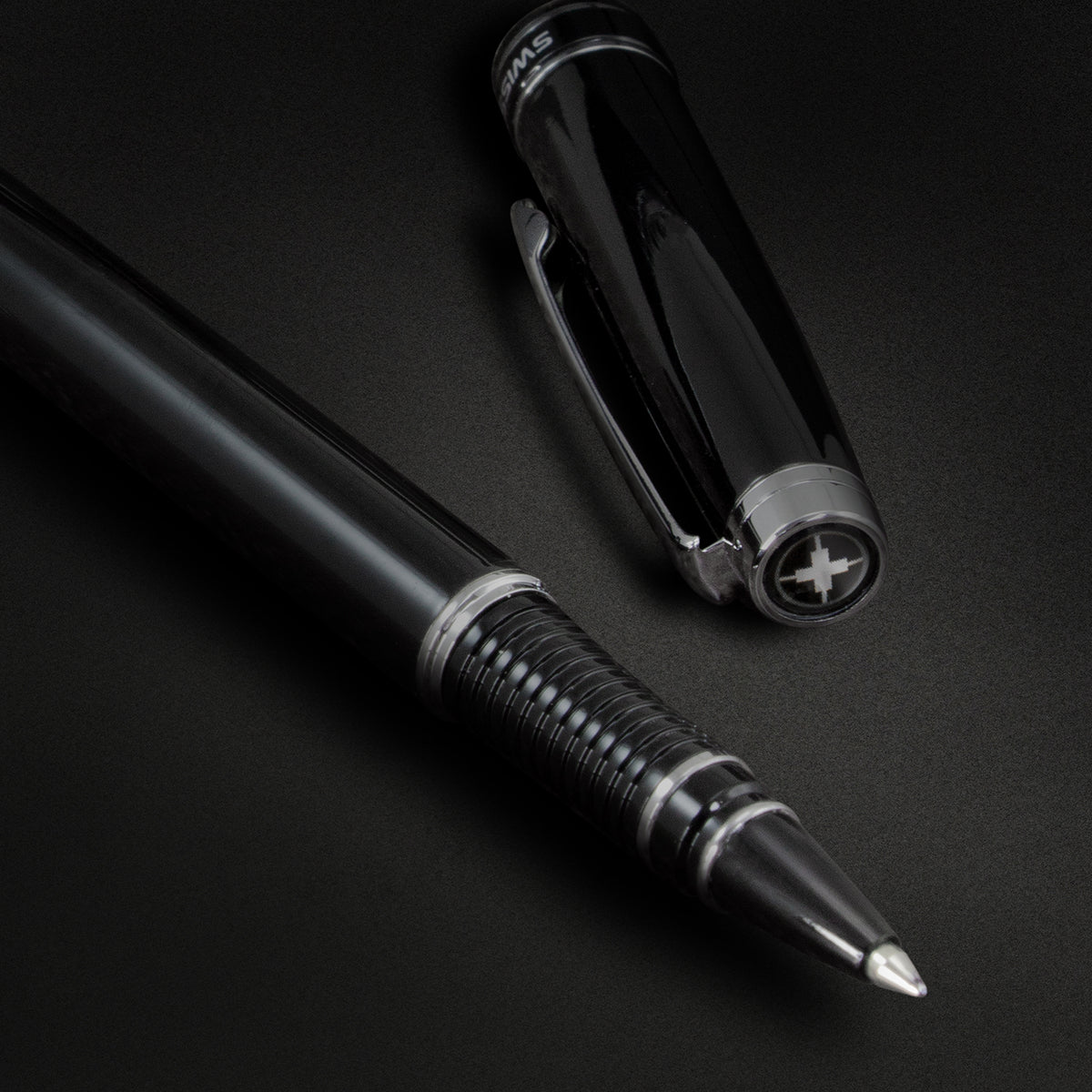 Swiss Peak Heritage Rollerball Pen - Feature