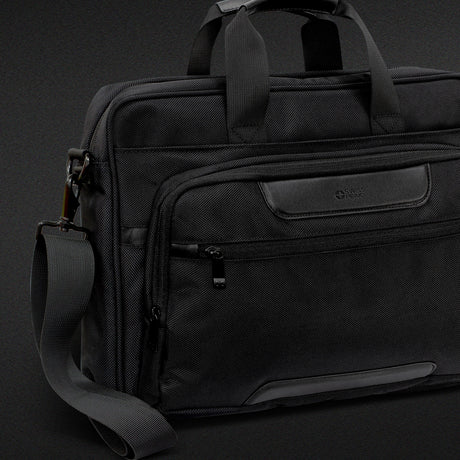 Swiss Peak Voyager Laptop Bag - Feature