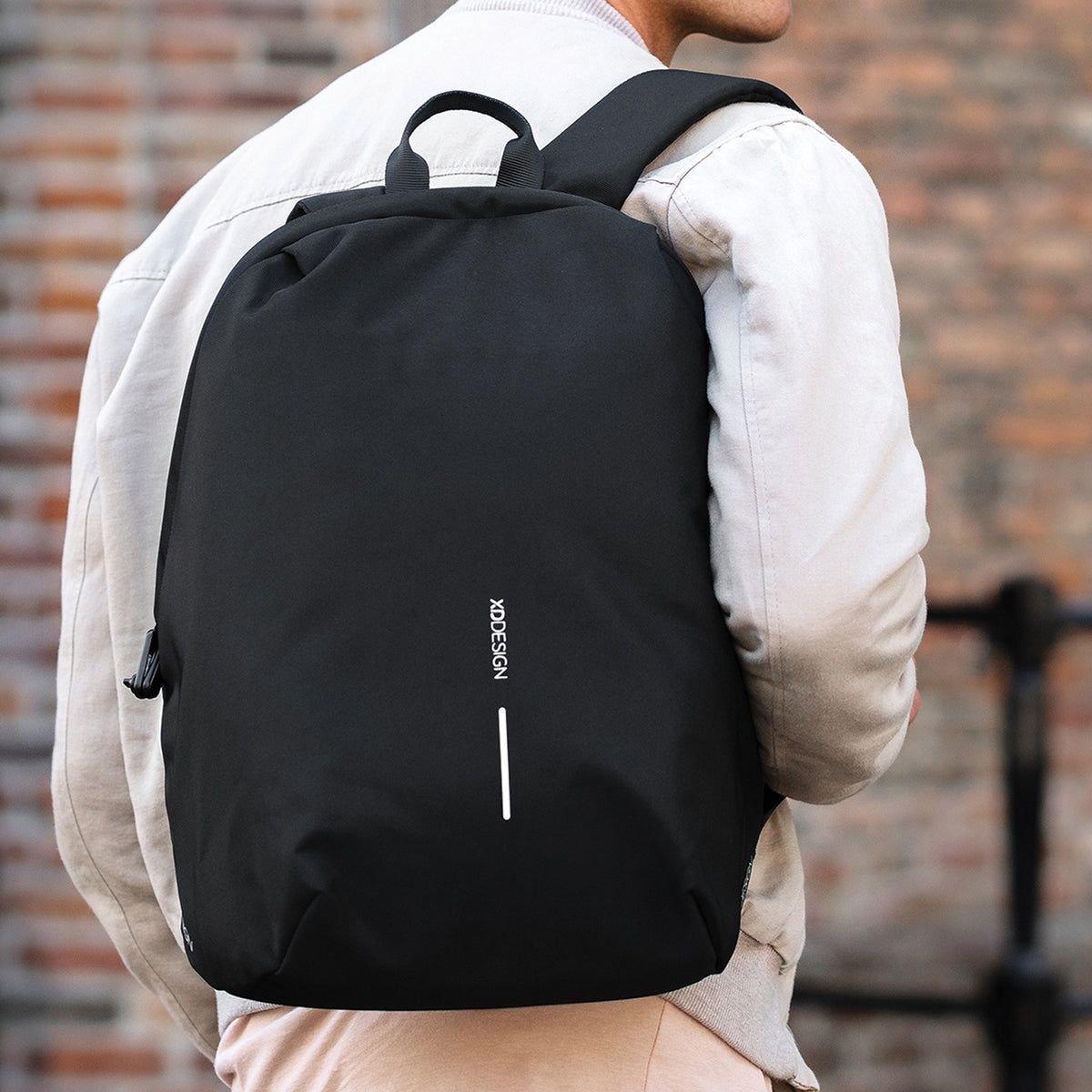 Bobby Soft Backpack - Feature