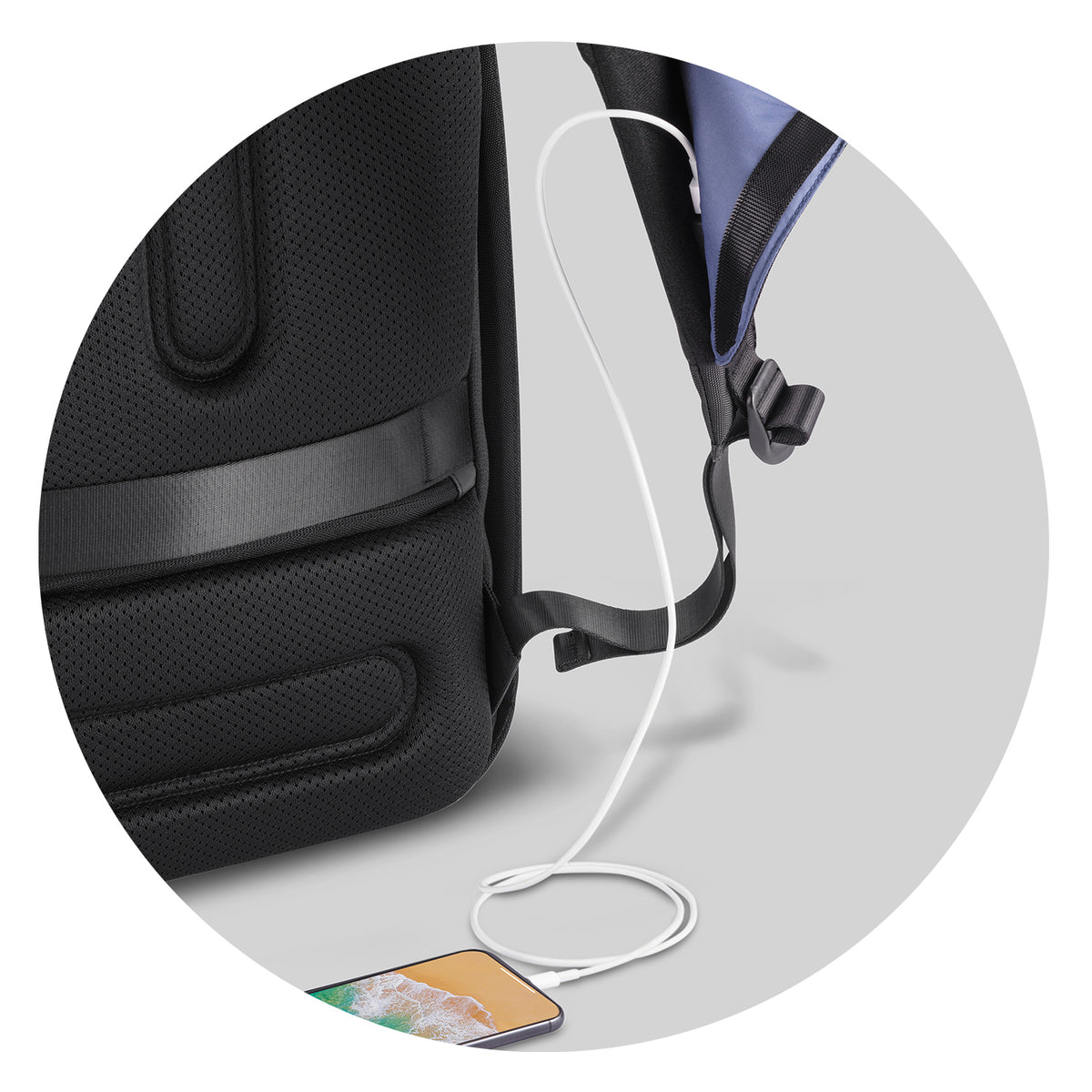 Flex Gym Bag - Charging Port