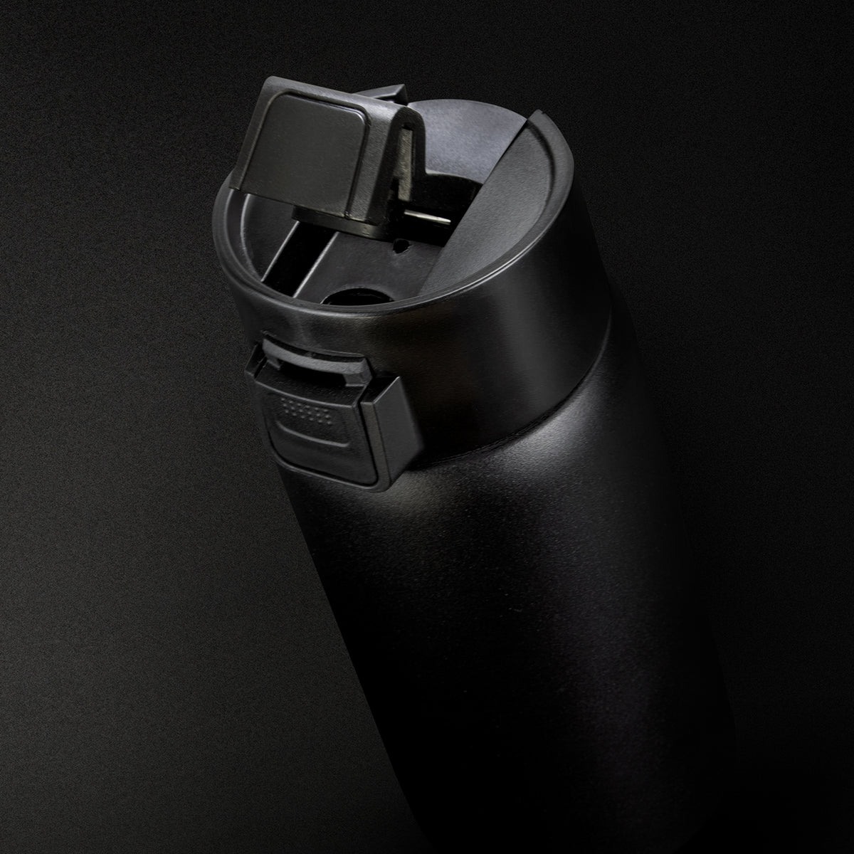 Swiss Peak Stealth Vacuum Mug - Feature