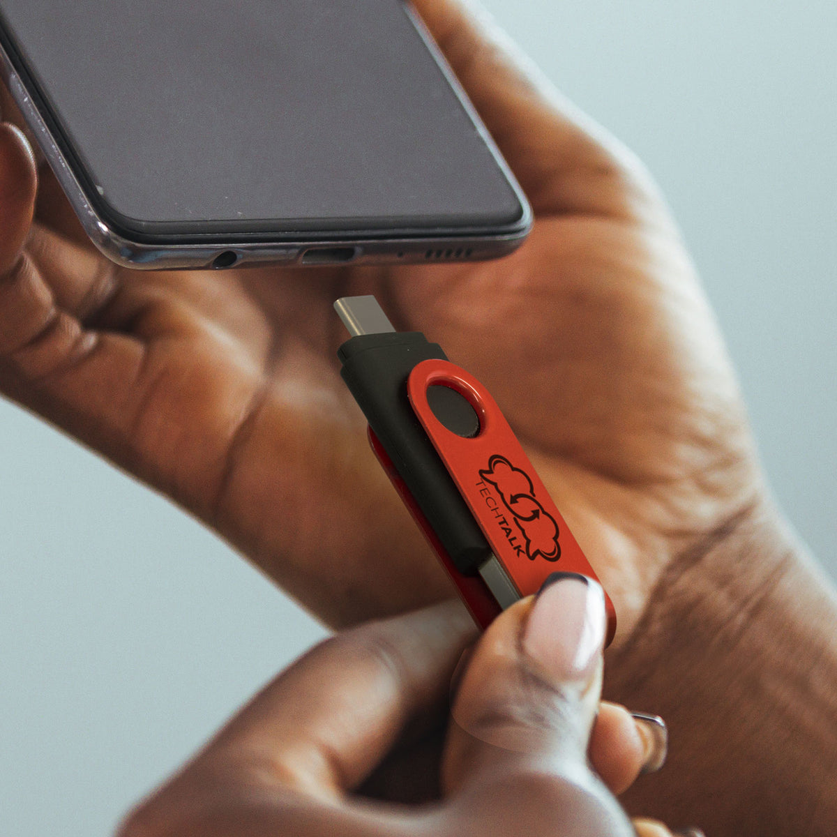 Helix 16GB Dual Flash Drive - Feature