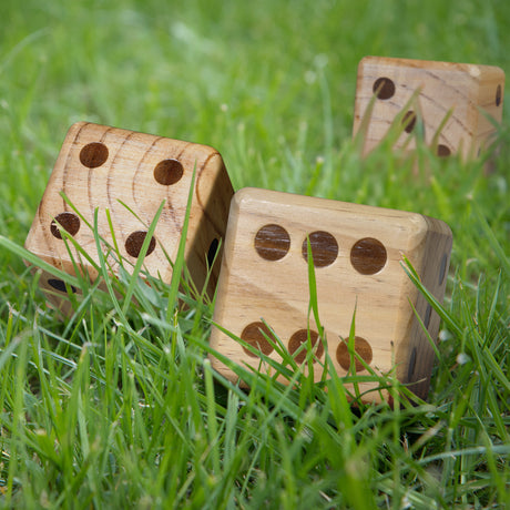 Wooden Yard Dice Game - Feature