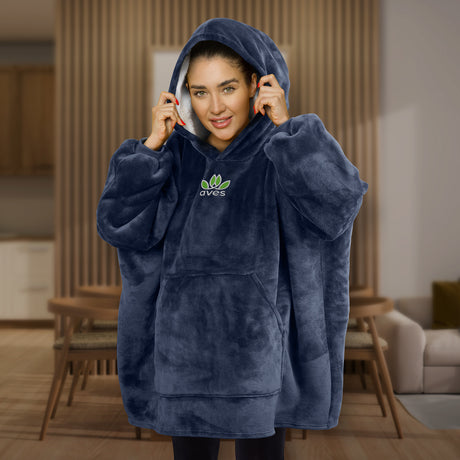 Nimbus Blanket Hoodie - Feature