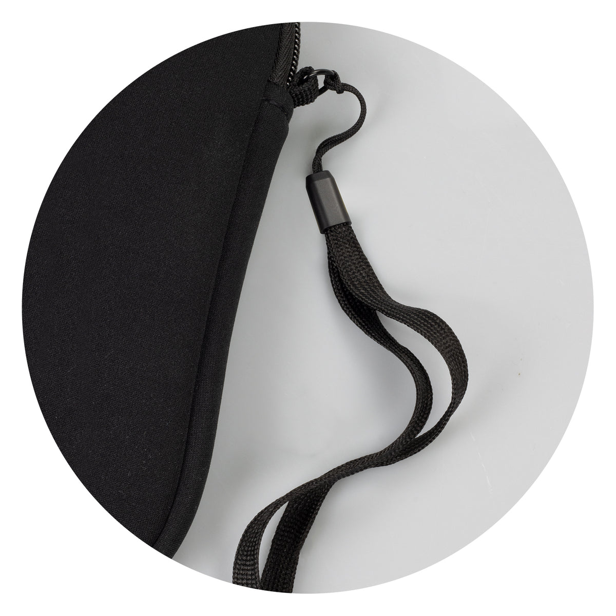 Spencer Phone Sleeve - Detail
