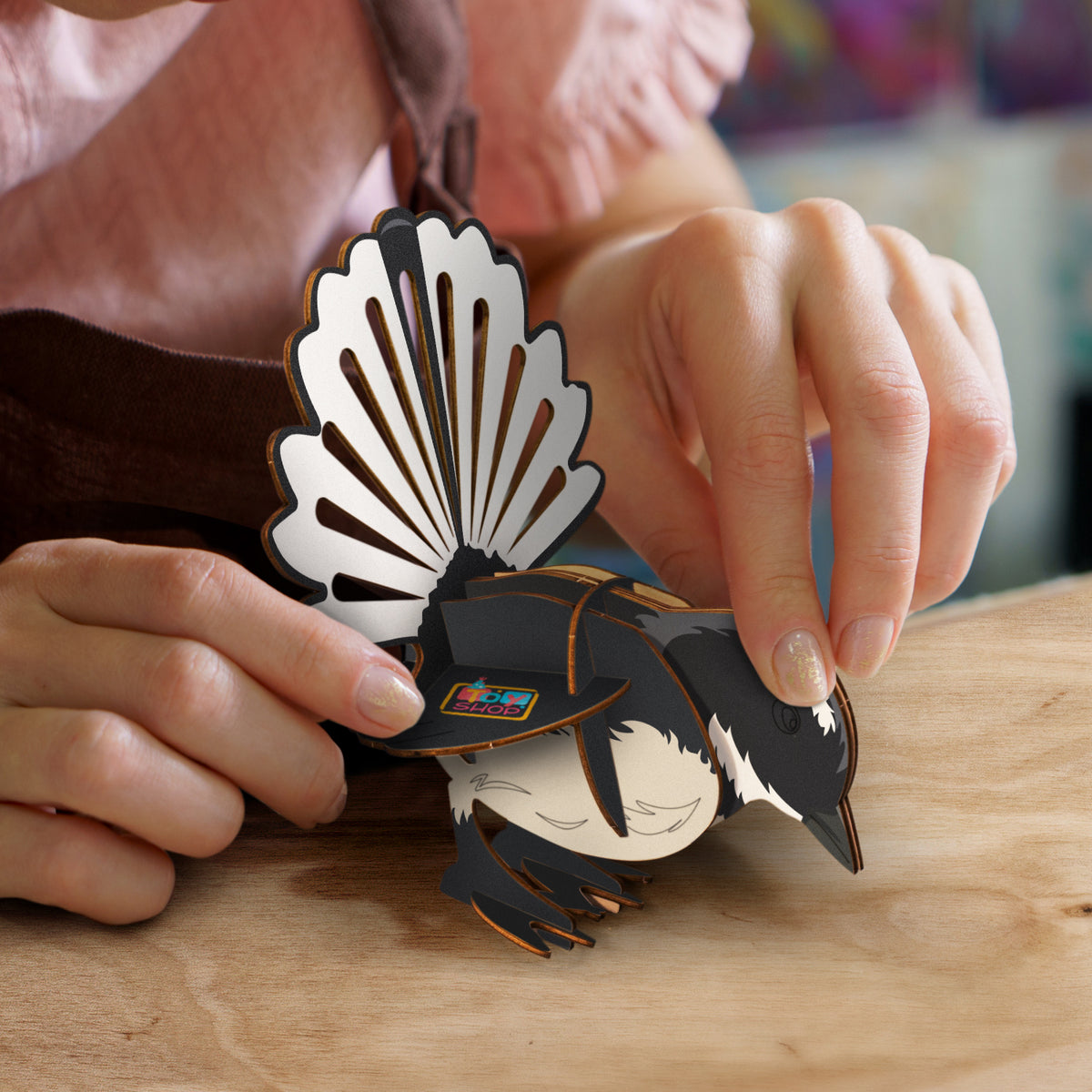 BRANDCRAFT Fantail Wooden Model - Feature