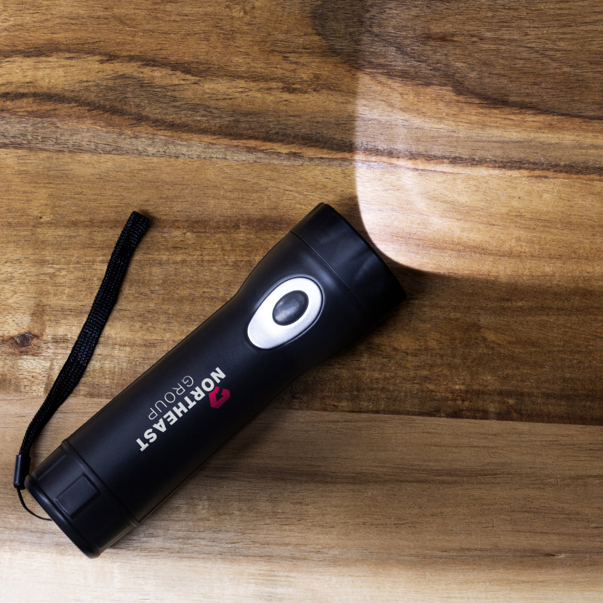 Dynamo Rechargeable Torch - Feature