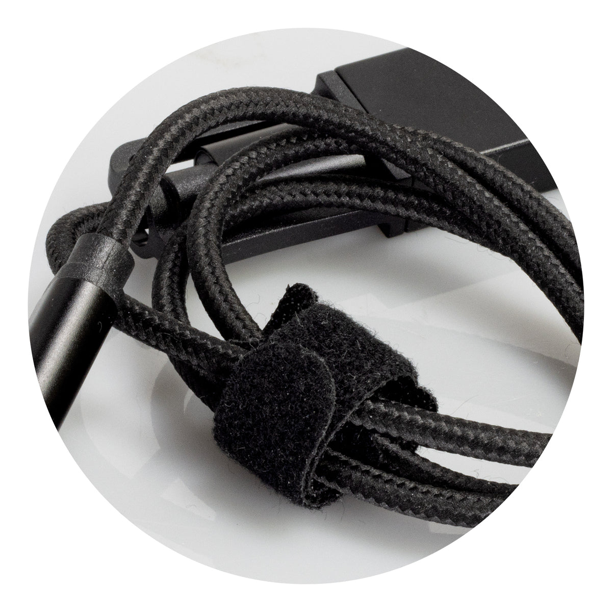 Braided Charging Cable - Detail