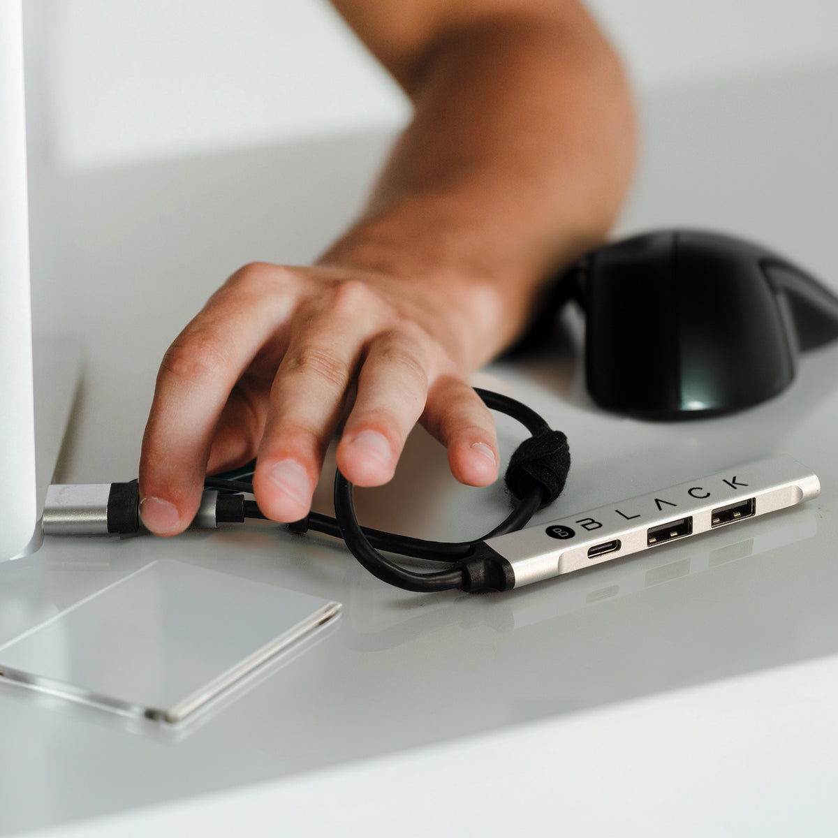 Megabyte USB Hub - Feature