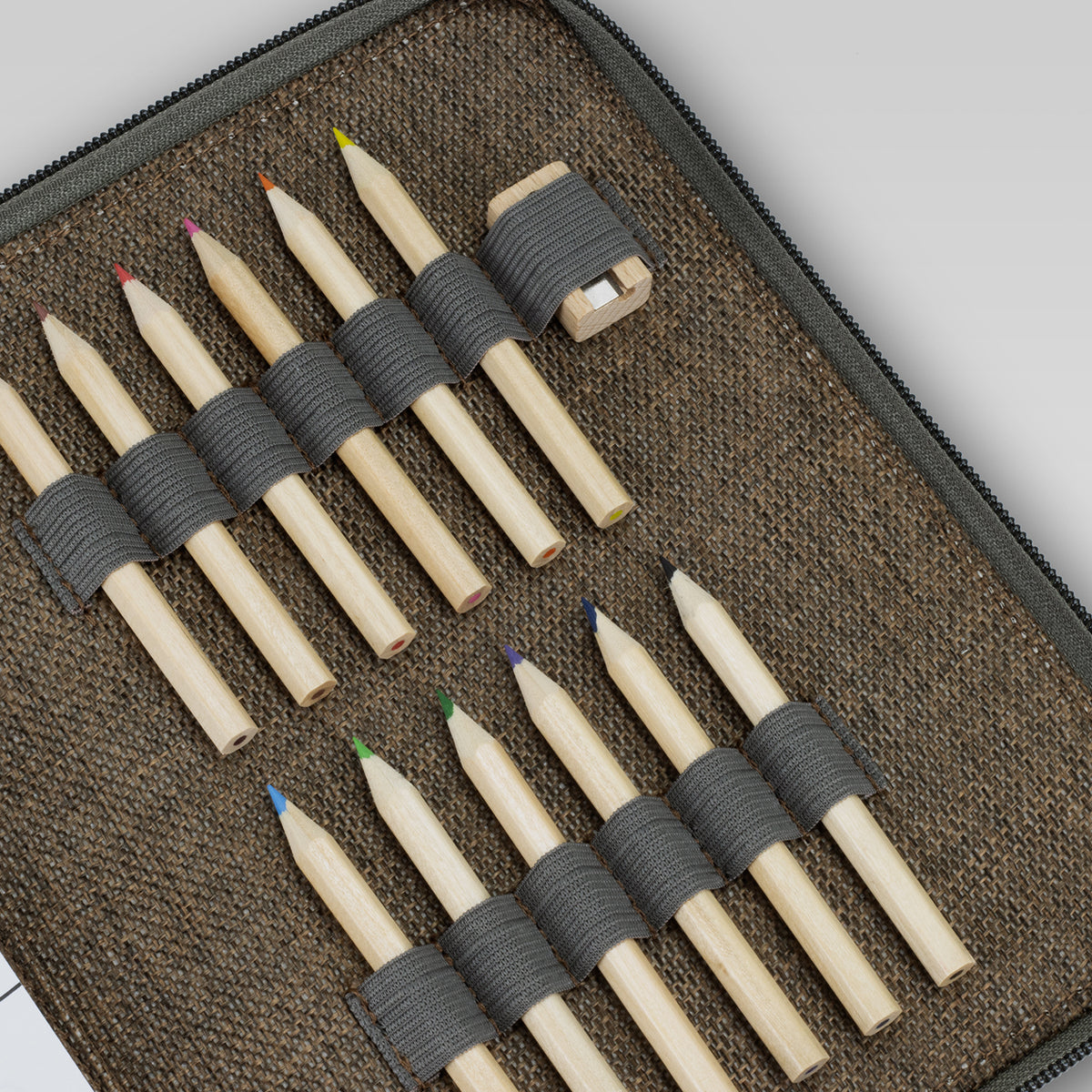 Mona Portable Drawing Set - Colouring Pencils