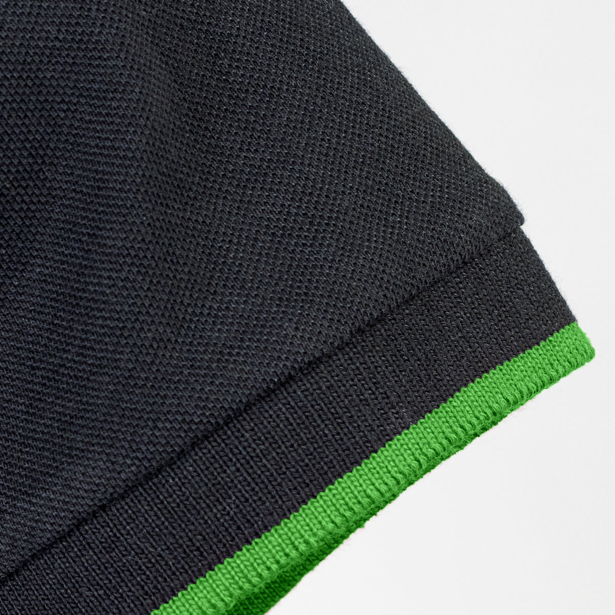 TRENDSWEAR Williams Mens Polo - Detail