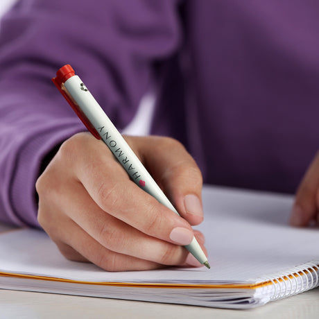 Recycled Plastic Pen - Feature
