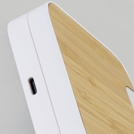 Flex Wireless Fast Charging Stand - Detail