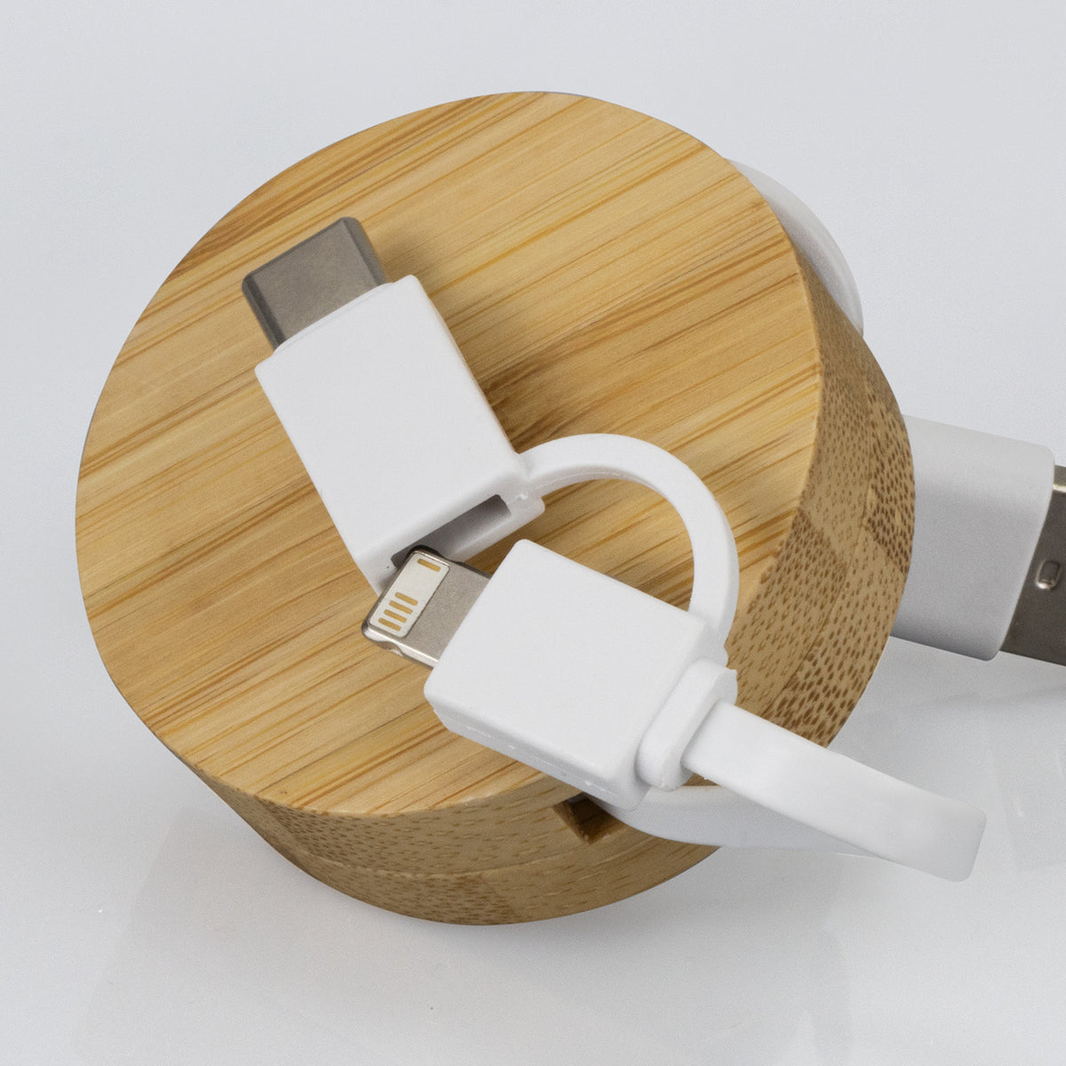 Bamboo Retractable Charging Cable - Detail