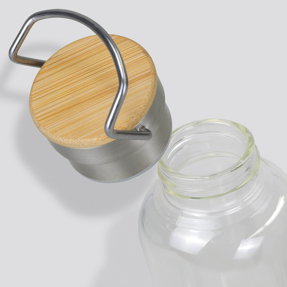 Nomad Glass Bottle - Detail