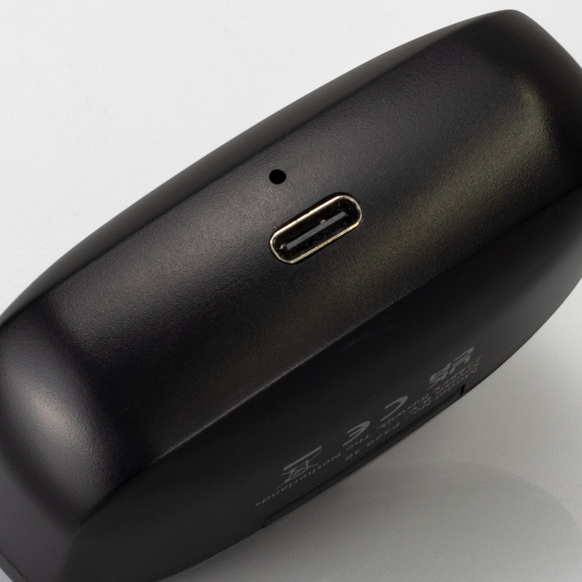 Swiss Peak ANC TWS Earbuds - Detail