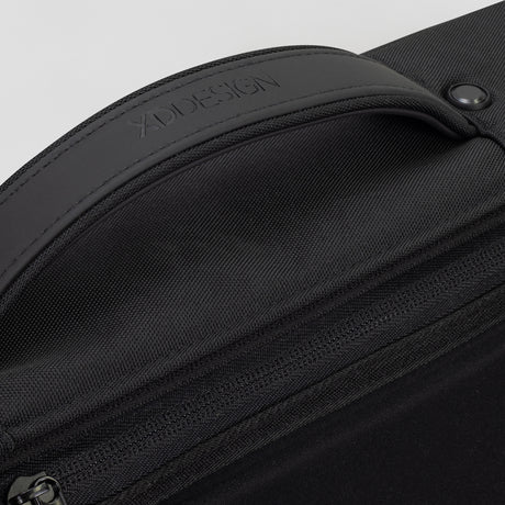 Bobby Bizz Anti-theft Backpack  Briefcase - Detail