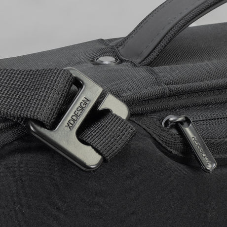 Bobby Bizz Anti-theft Backpack  Briefcase - Detail