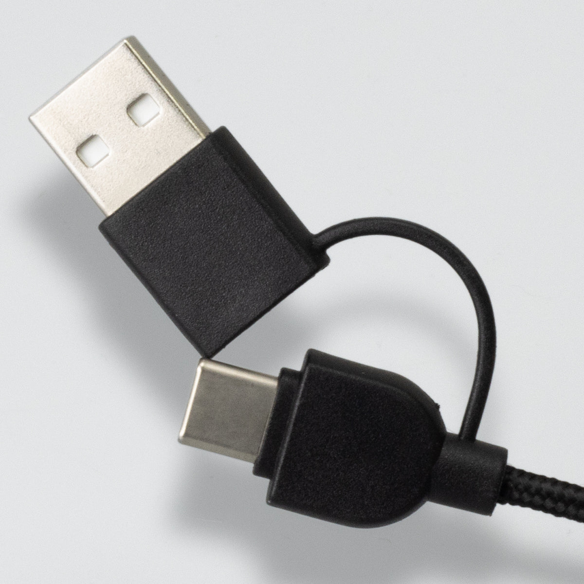 Lumos Braided Charging Cable - Detail