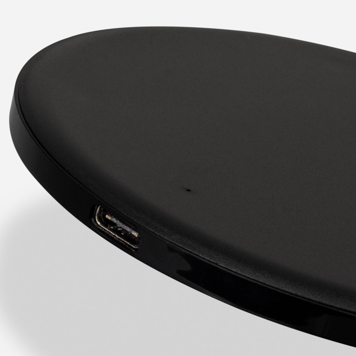 Energon Wireless Fast Charger - Detail