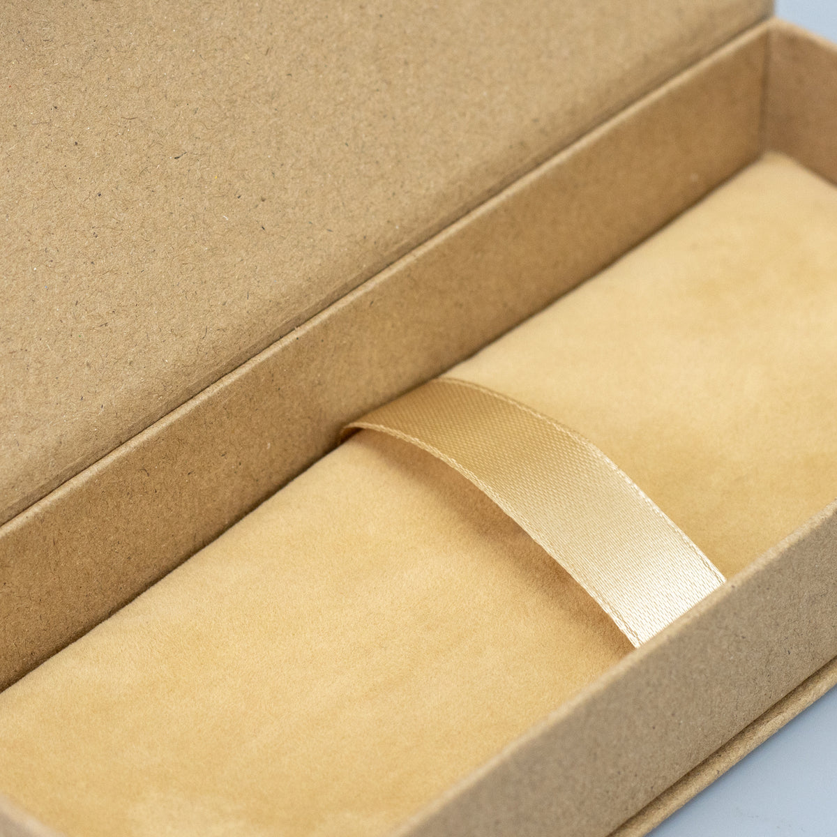 Monaco Kraft Gift Box - Detail