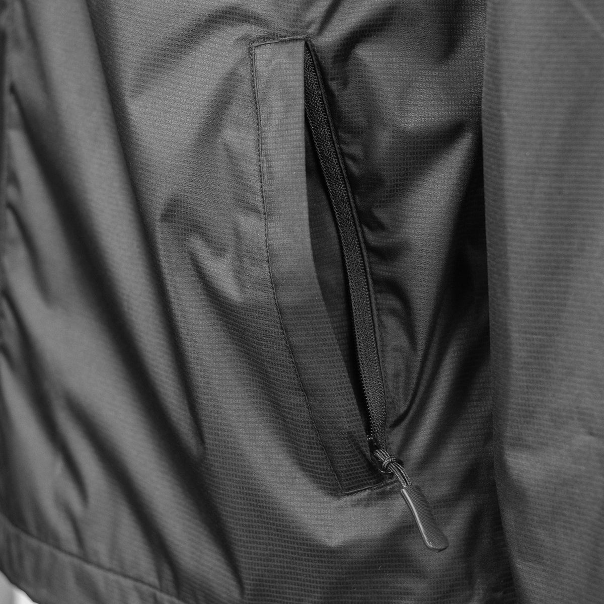 TRENDSWEAR Wellington Unisex Windbreaker - Detail