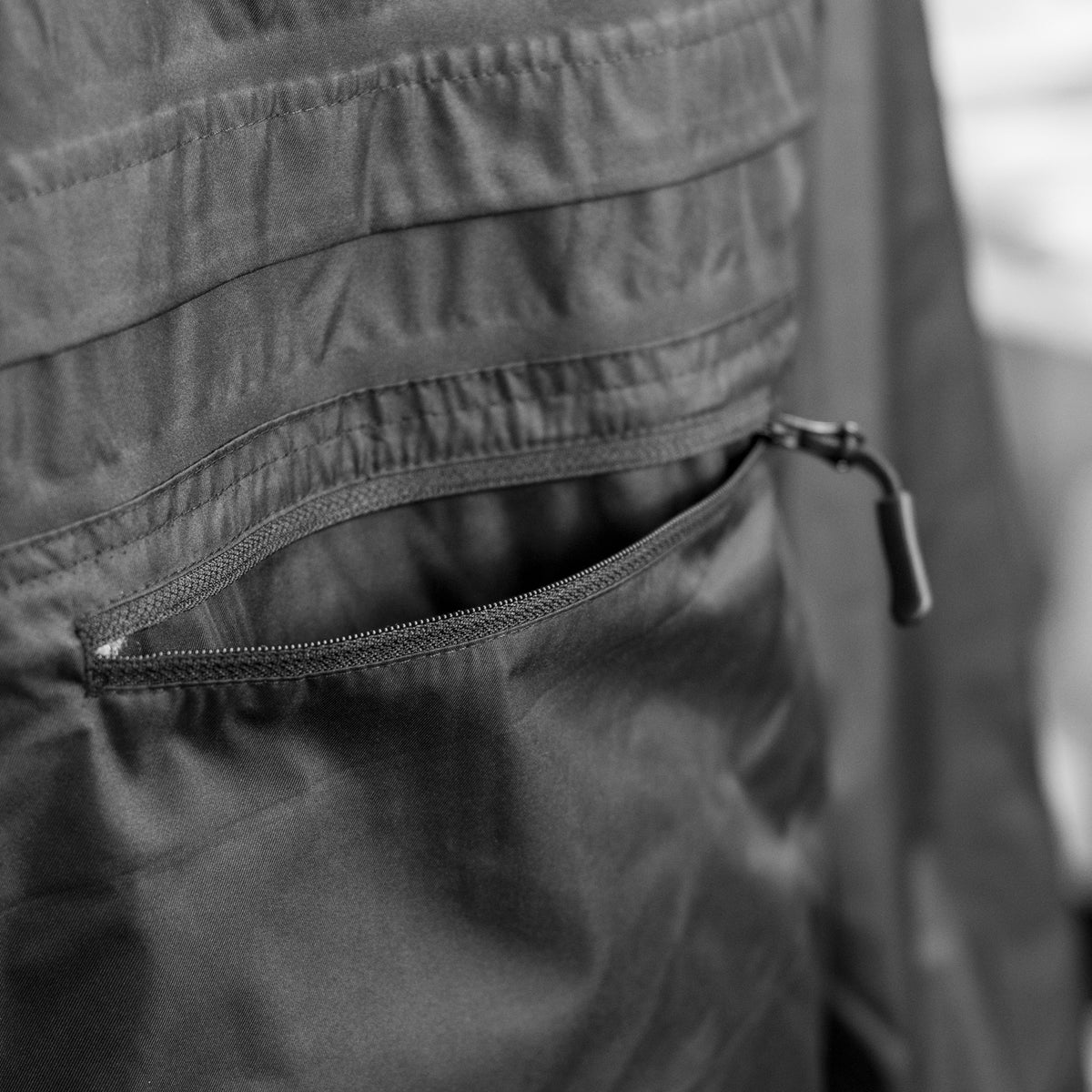 TRENDSWEAR Weston Womens Windbreaker - Detail