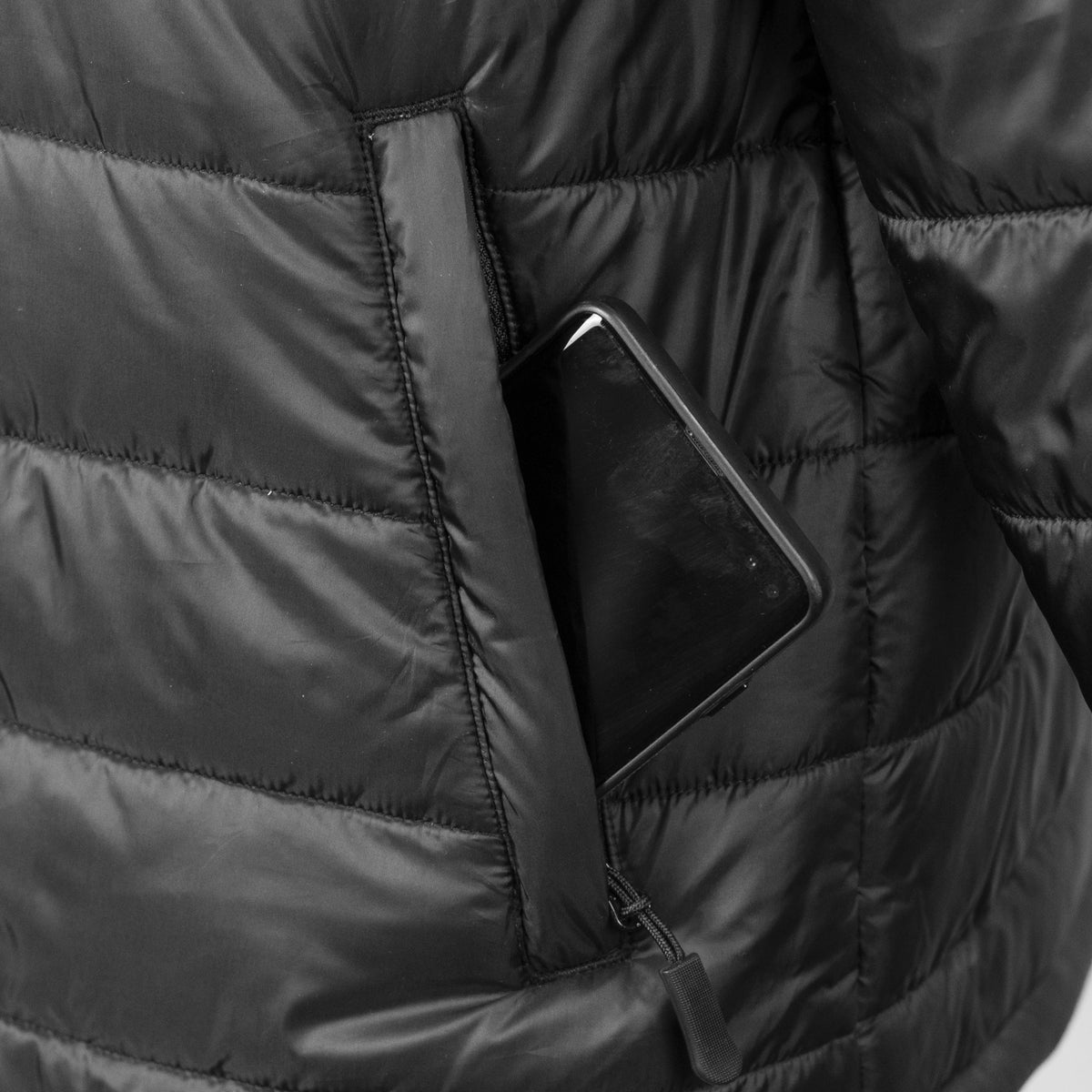 TRENDSWEAR Payton Unisex Puffer Jacket - Detail