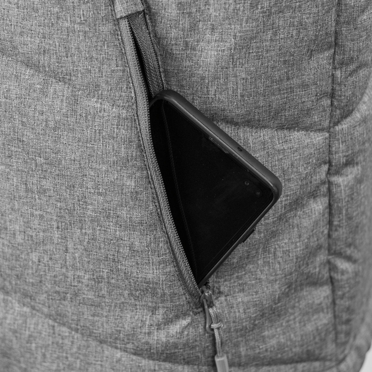 TRENDSWEAR Newport Mens Puffer Vest - Detail