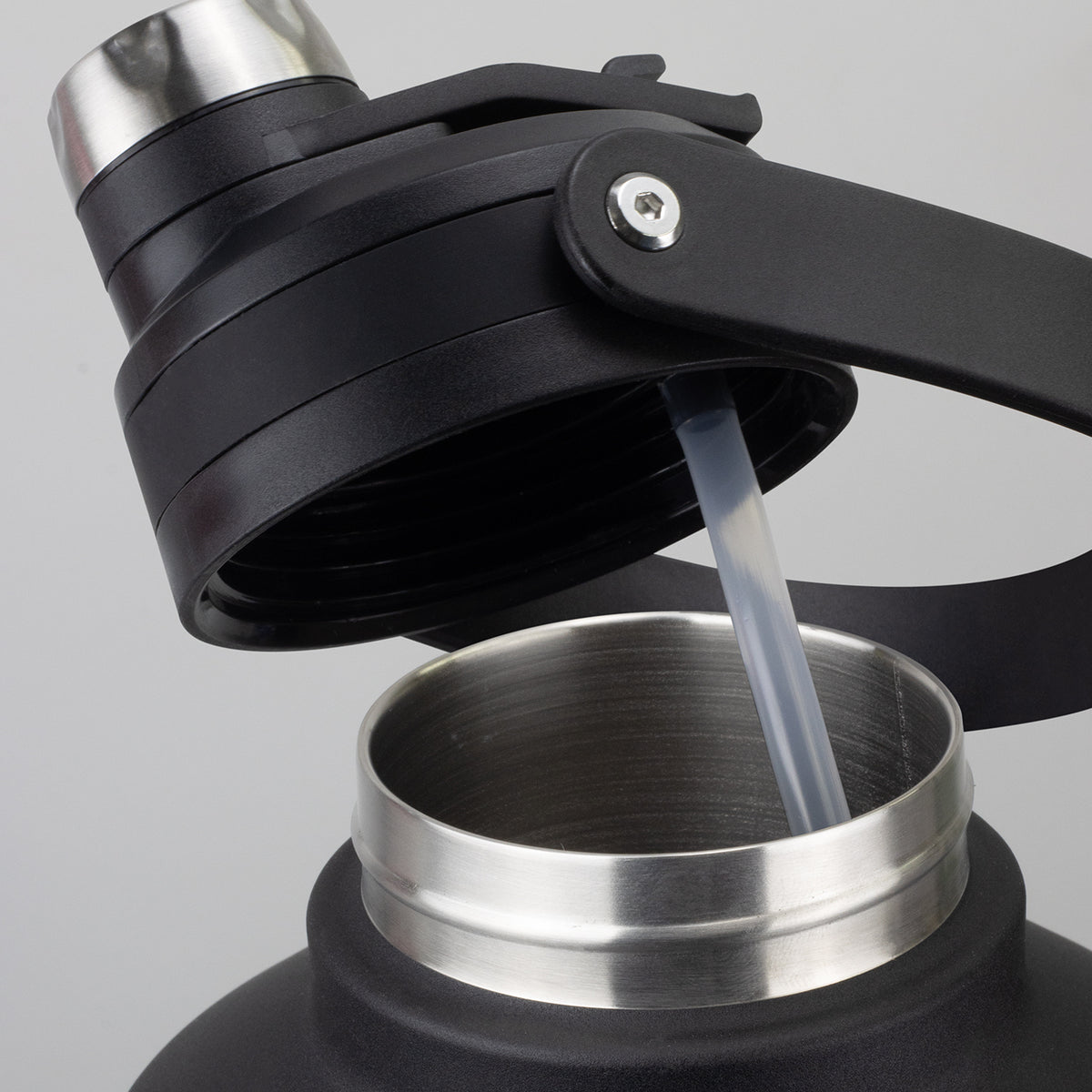 Grizzly Vacuum Bottle - 2L - Detail