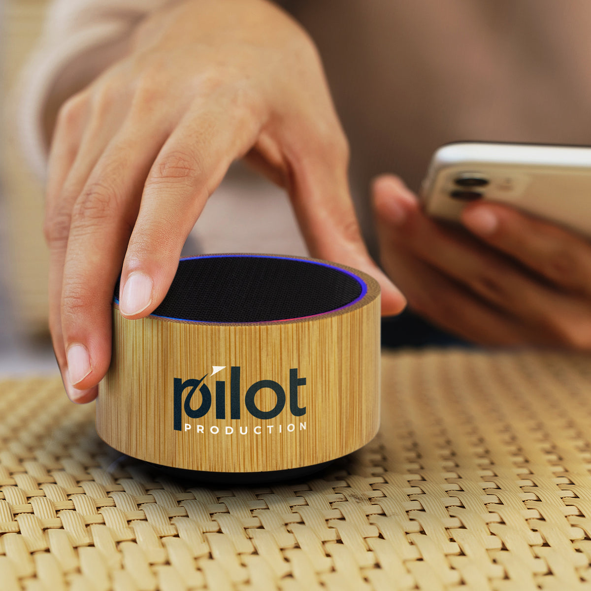 Bamboo Bluetooth Speaker - Feature
