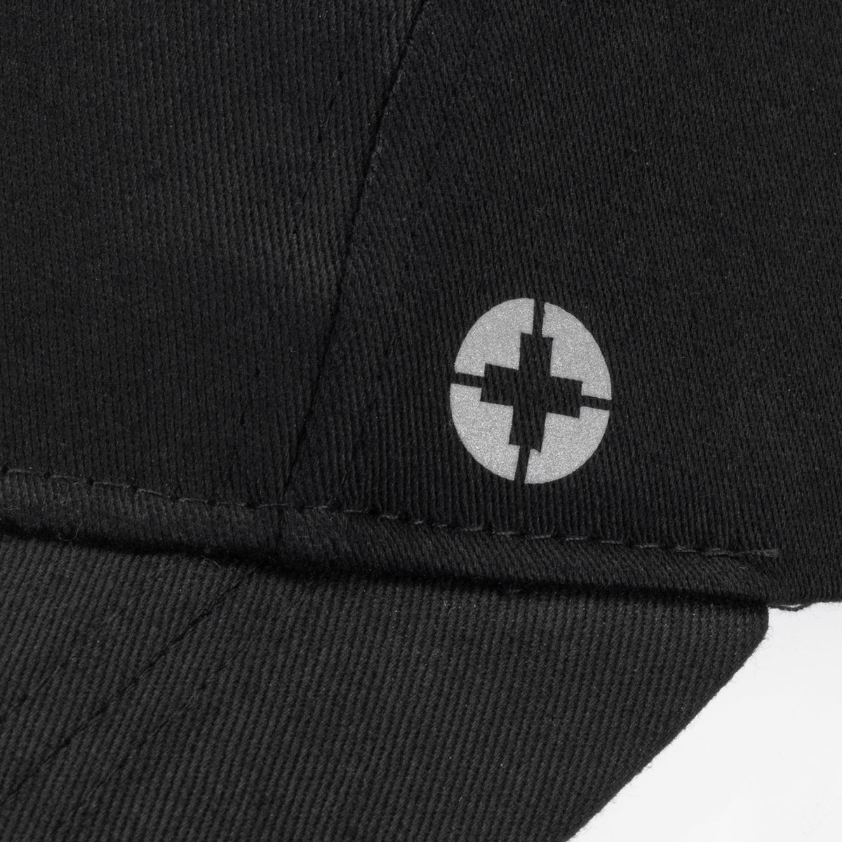 Swiss Peak 5 Panel Cap - Detail