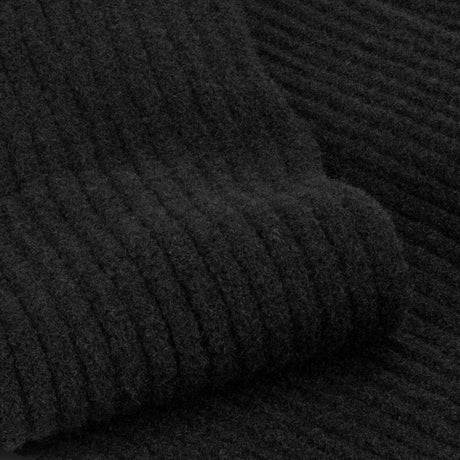 Avalanche Scarf and Beanie Set - Detail