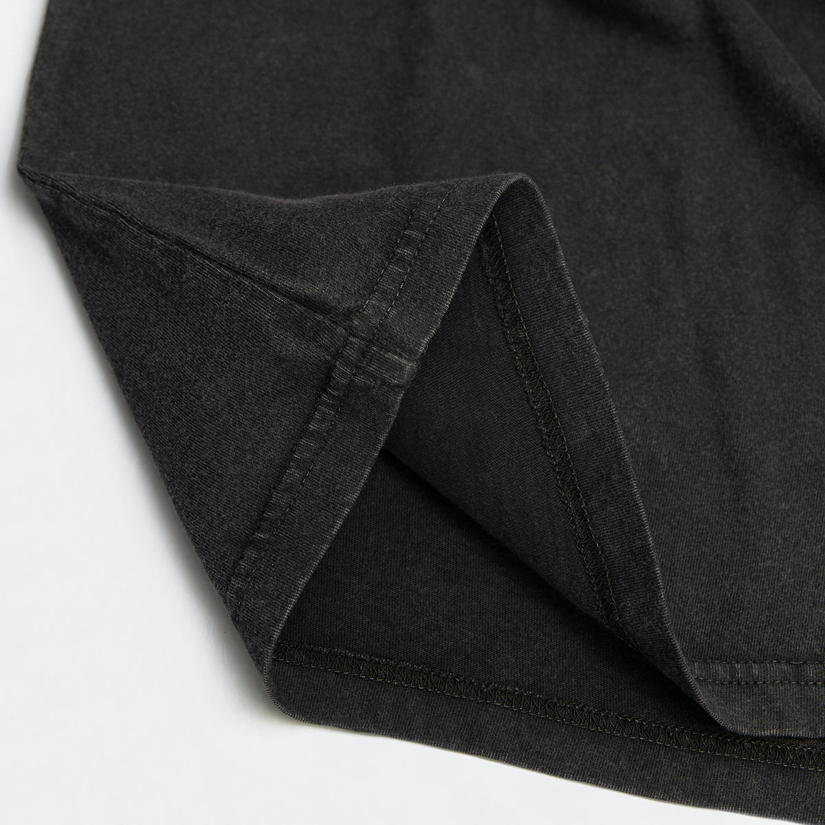 TRENDSWEAR Faded Unisex T-Shirt - Detail