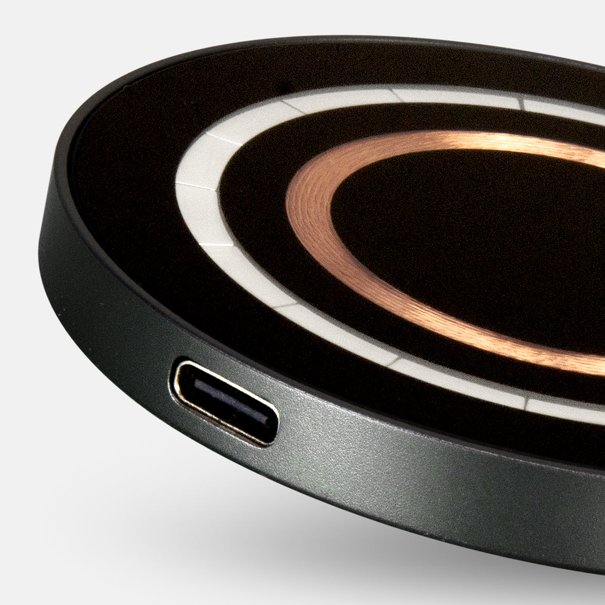 INGENIO Arc Single Wireless Charger - Detail