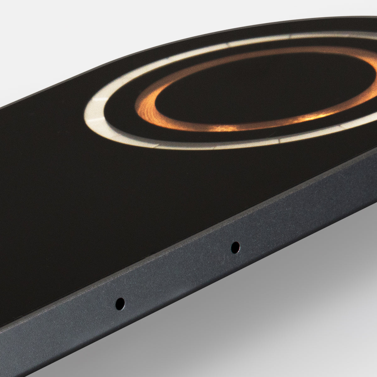 INGENIO Arc Dual Wireless Charger - Detail