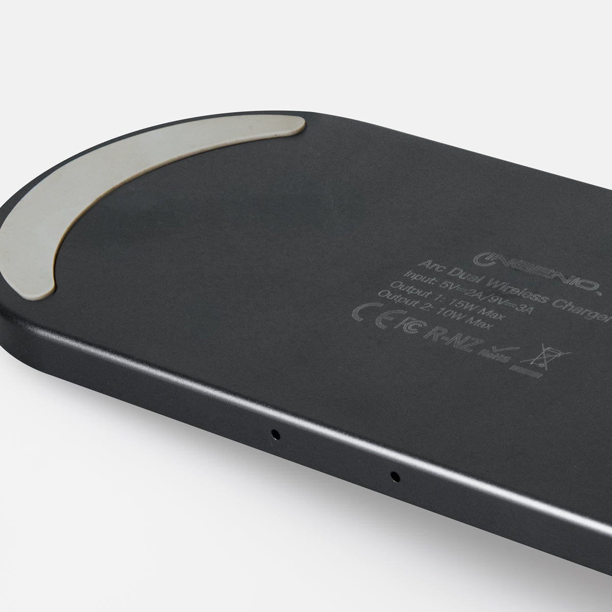 INGENIO Arc Dual Wireless Charger - Detail