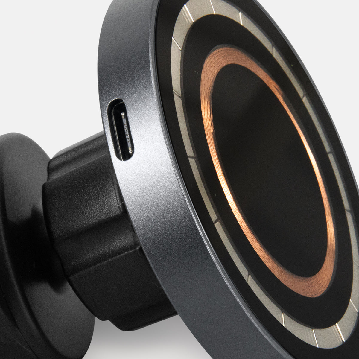 INGENIO Arc Wireless Car Charger - Detail