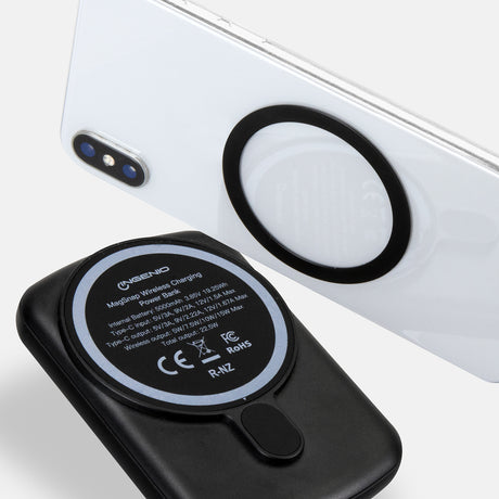 INGENIO MagSnap Wireless Charging Power Bank - Detail