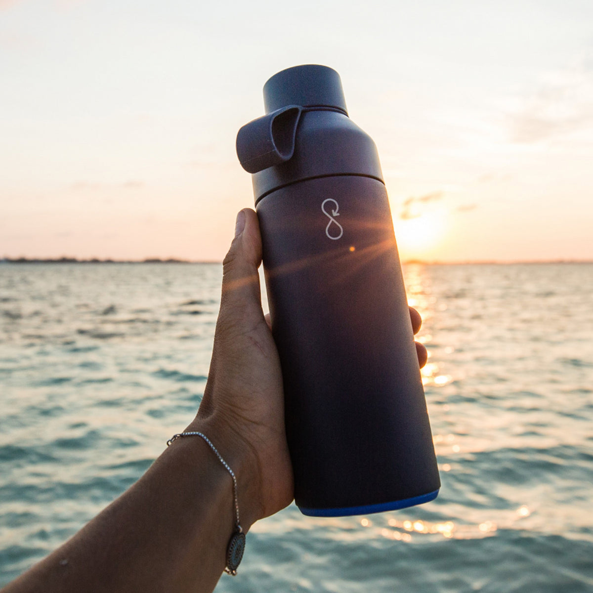 Ocean Bottle Original Vacuum Bottle - Feature