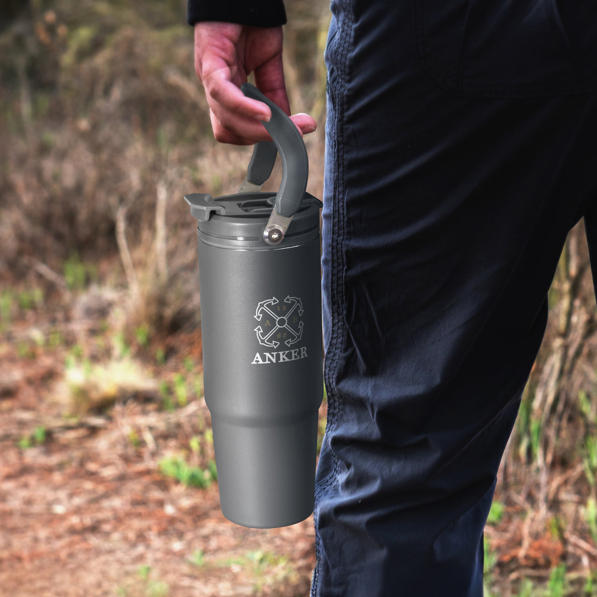 Sentry Vacuum Mug - Feature